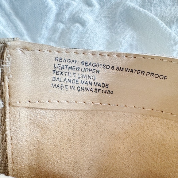 Blondo Reagan Waterproof Knee High Lug Boot Size 6.5 New - Picture 10 of 10